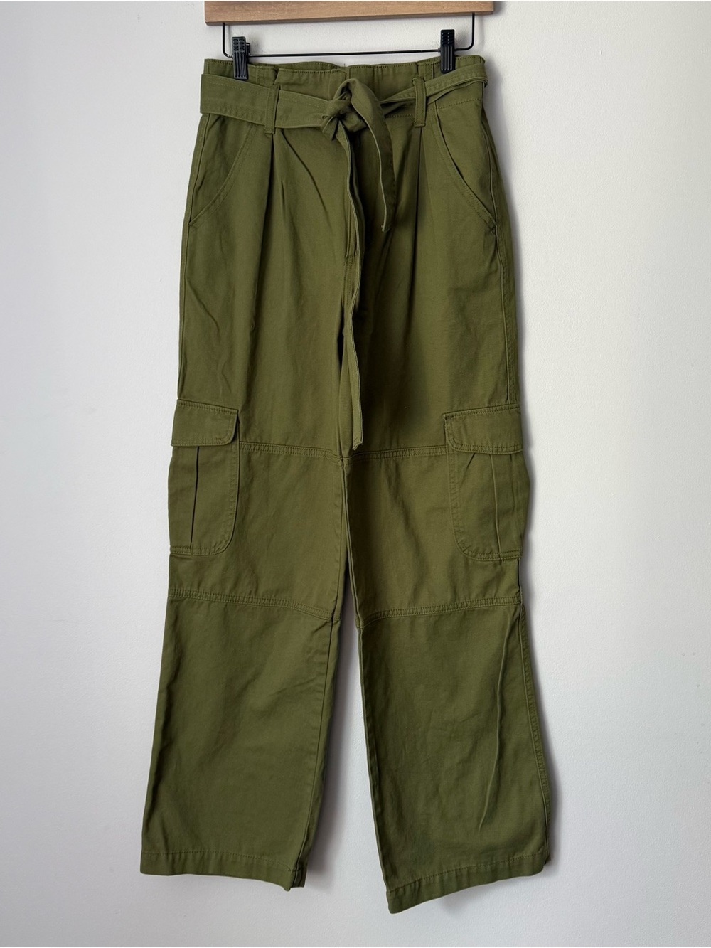 Forever 21 Olive Green Cargo Pants with Tie Waist